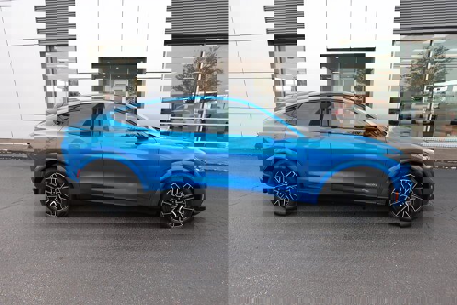 Certified 2025 Ford Mustang Mach-E Premium image 5