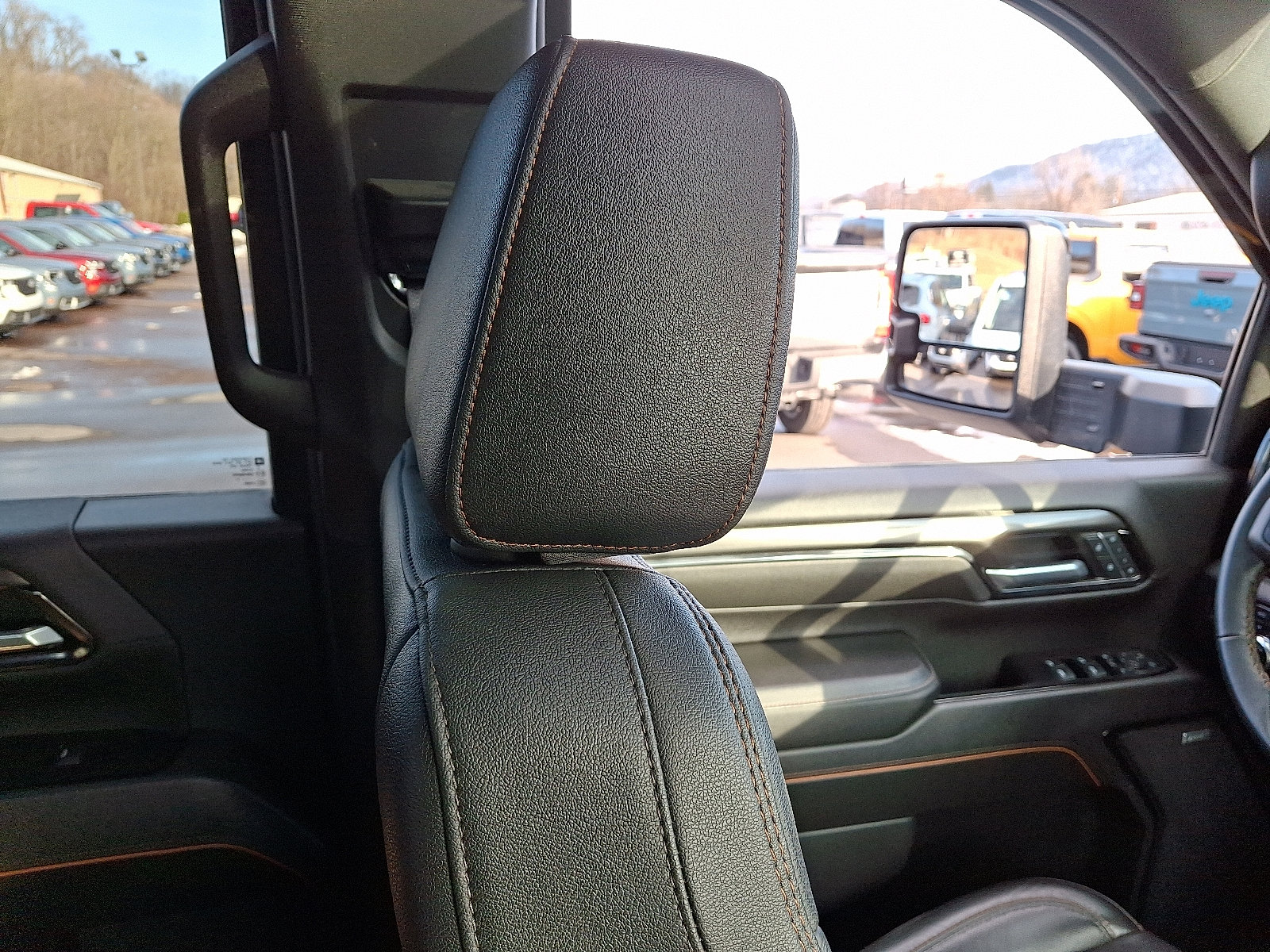 Used 2024 GMC Sierra 3500 AT4 w/ AT4 Premium Plus Package image 13