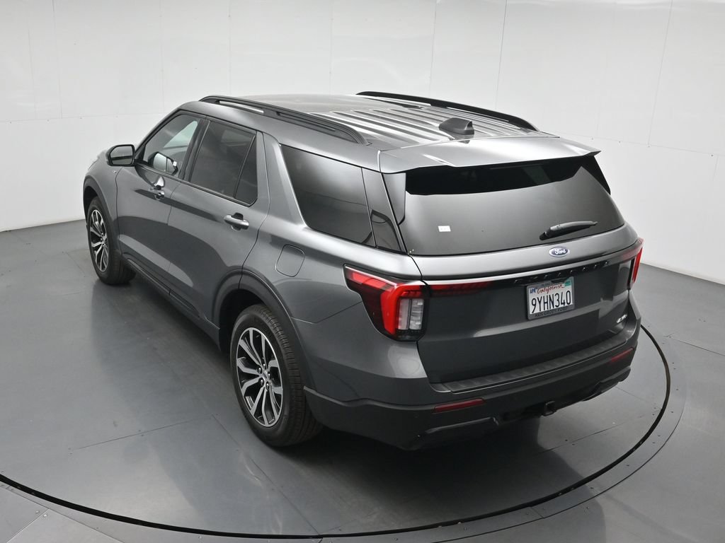 Certified 2026 Ford Explorer ST-Line AWD/4WD image 41