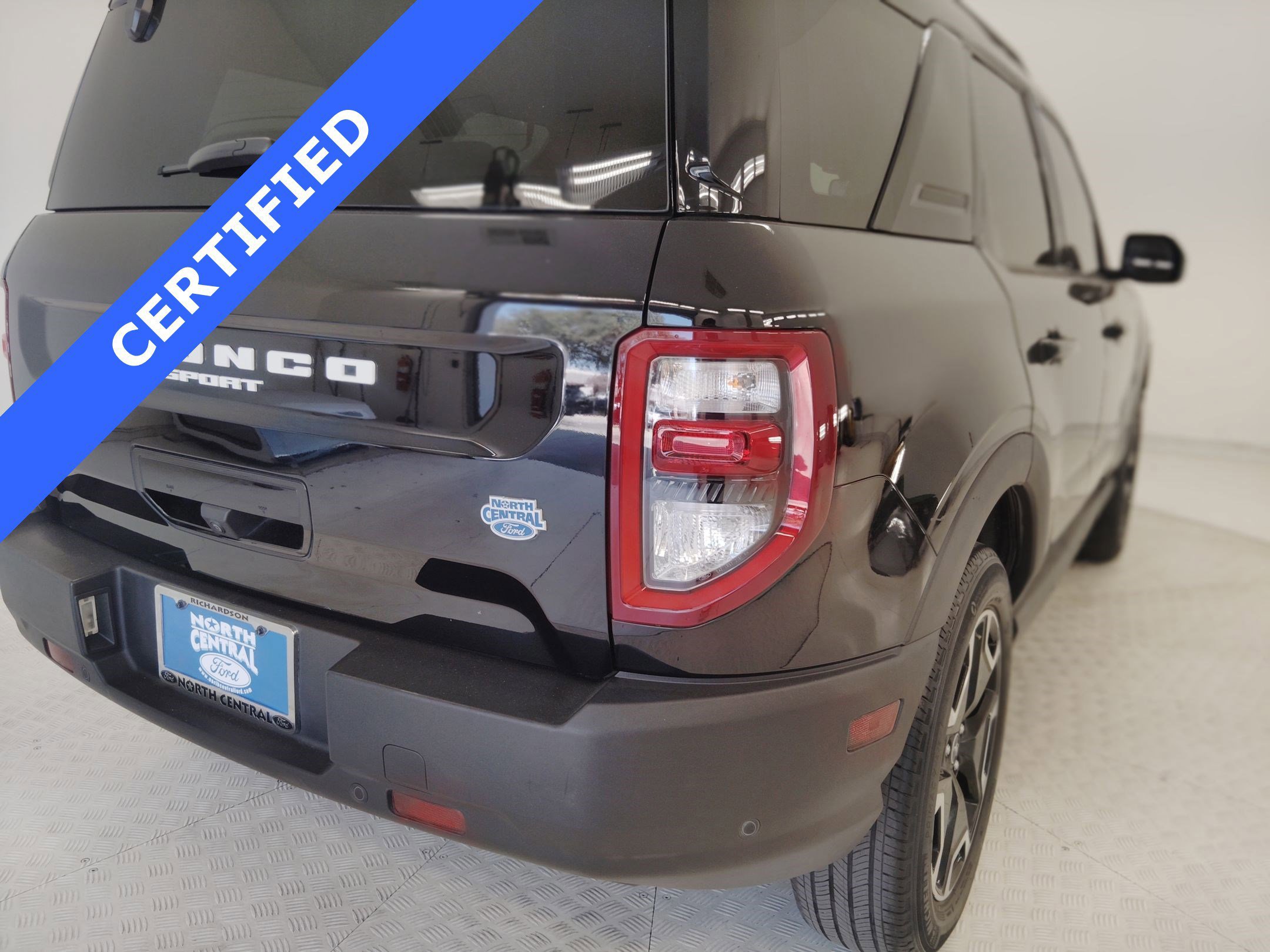 Certified 2023 Ford Bronco Sport Outer Banks w/ Tech Package image 6