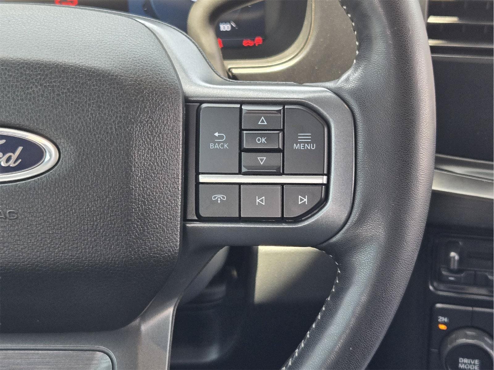 Certified 2024 Ford F350 Lariat w/ FX4 Off-Road Package AWD/4WD image 29