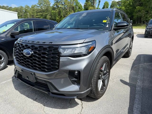 Certified 2025 Ford Explorer ST-Line w/ ST-Line Street Pack