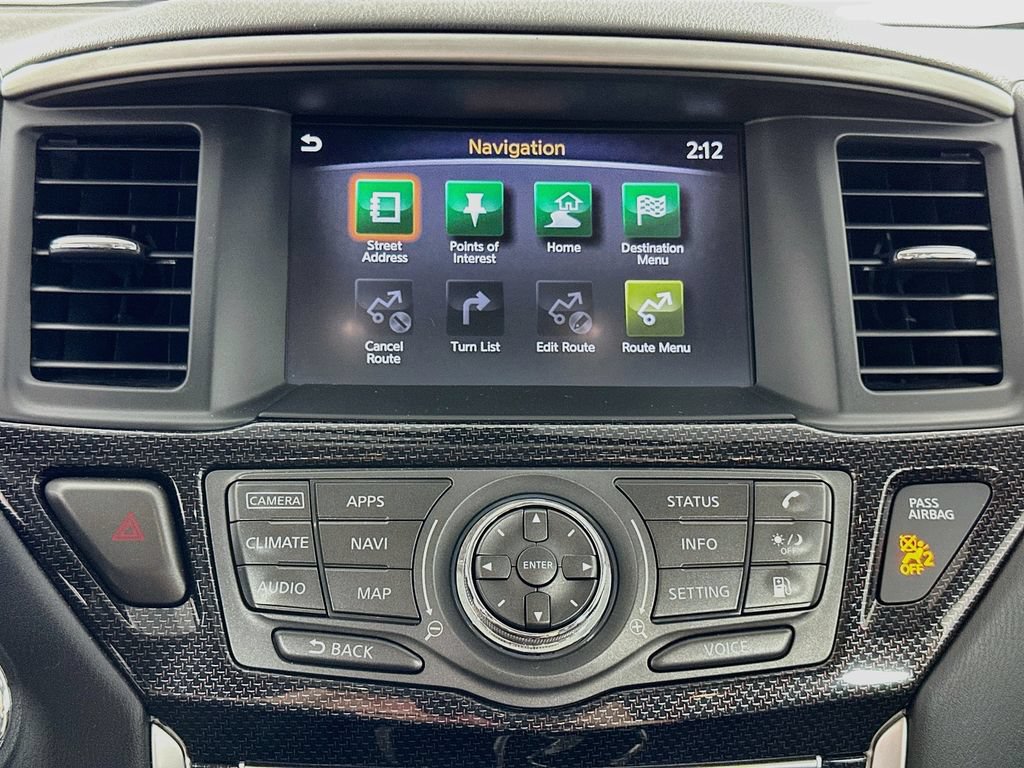 Used 2020 Nissan Pathfinder SL AWD/4WD image 16
