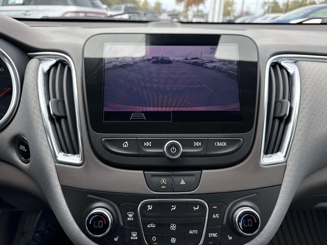 Used 2021 Chevrolet Malibu LT image 25