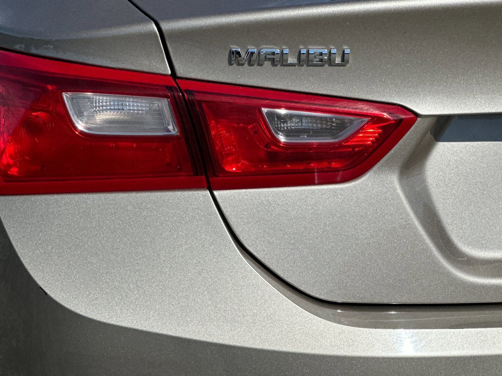 Used 2023 Chevrolet Malibu LT image 25