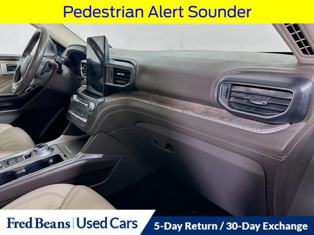 Certified 2020 Ford Explorer Limited w/ Hybrid Equipment Group 310A image 37