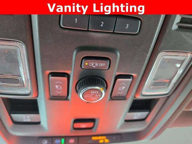 Used 2021 Chevrolet Tahoe LT w/ LT Signature Package image 16