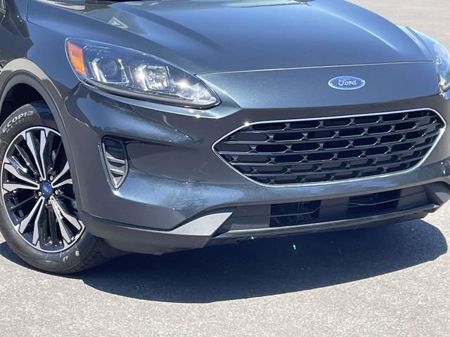 Certified 2022 Ford Escape SE w/ SE Sport Appearance Package image 9