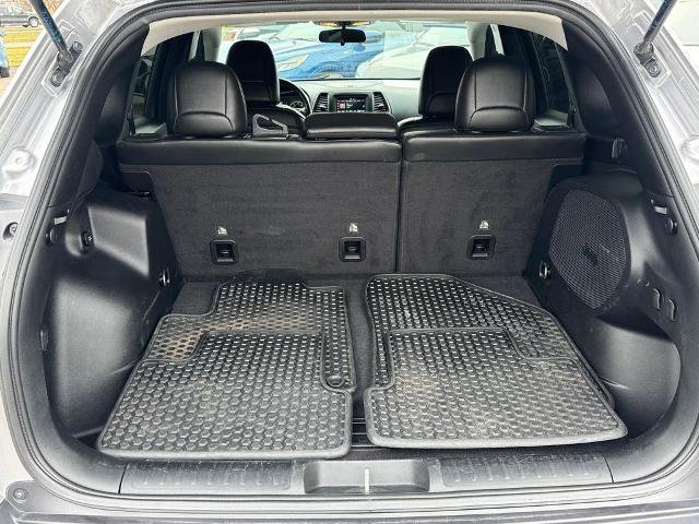 Used 2020 Jeep Cherokee Latitude Plus FWD image 6