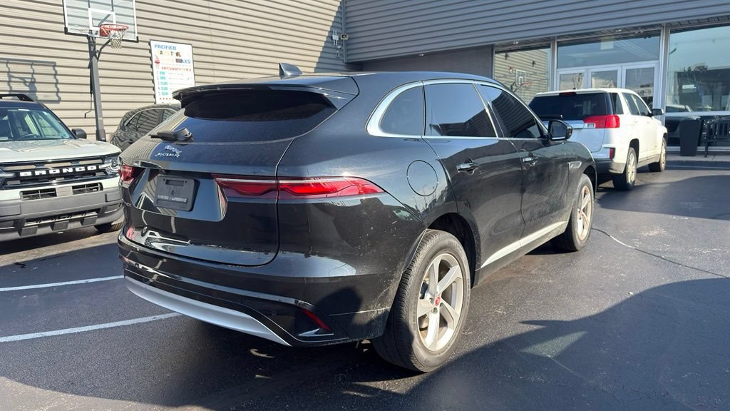 Used 2023 Jaguar F-PACE S AWD/4WD image 4