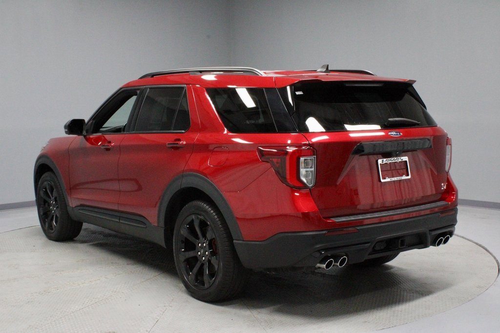 Certified 2022 Ford Explorer ST w/ Equipment Group 401A image 3