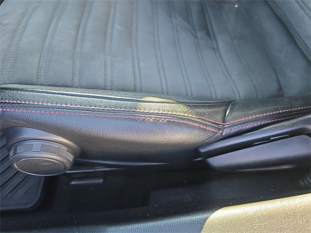 Used 2019 FIAT 124 Spider Abarth w/ Navigation & Sound Group image 12