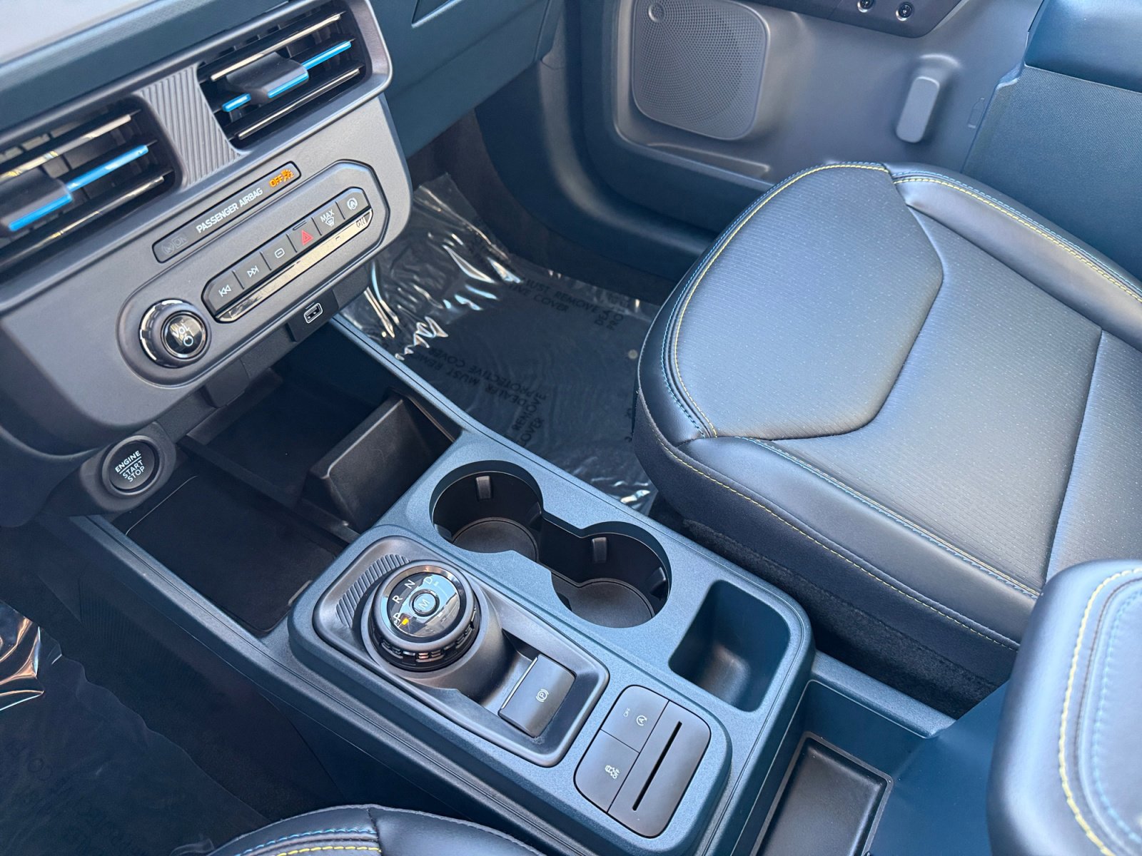 Certified 2025 Ford Maverick Lobo image 13