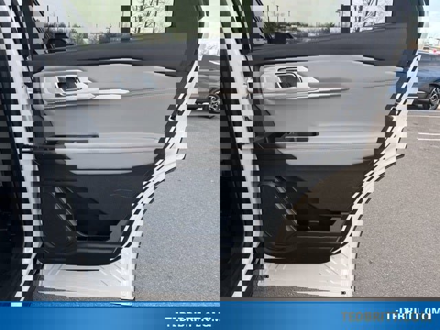 Certified 2025 Ford Explorer Active w/ Active Comfort Package image 21