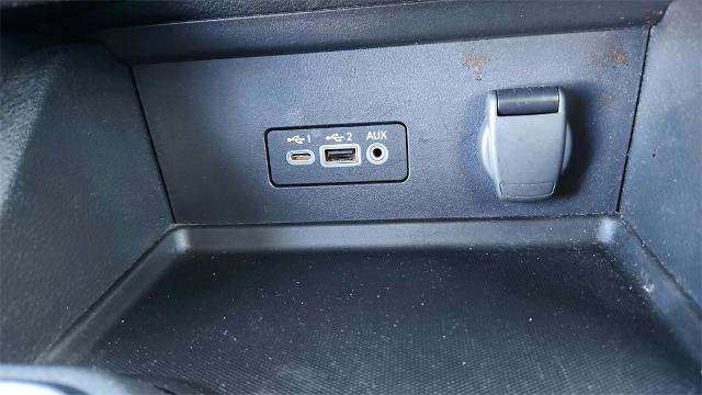 Used 2022 Nissan Sentra SV w/ Trunk Package image 17