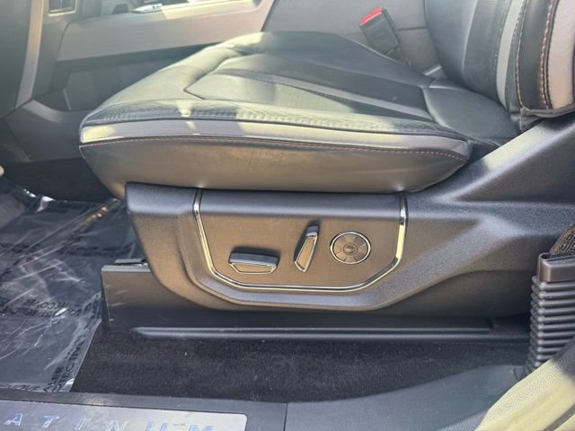 Certified 2018 Ford F150 Platinum w/ Equipment Group 701A Luxury image 6