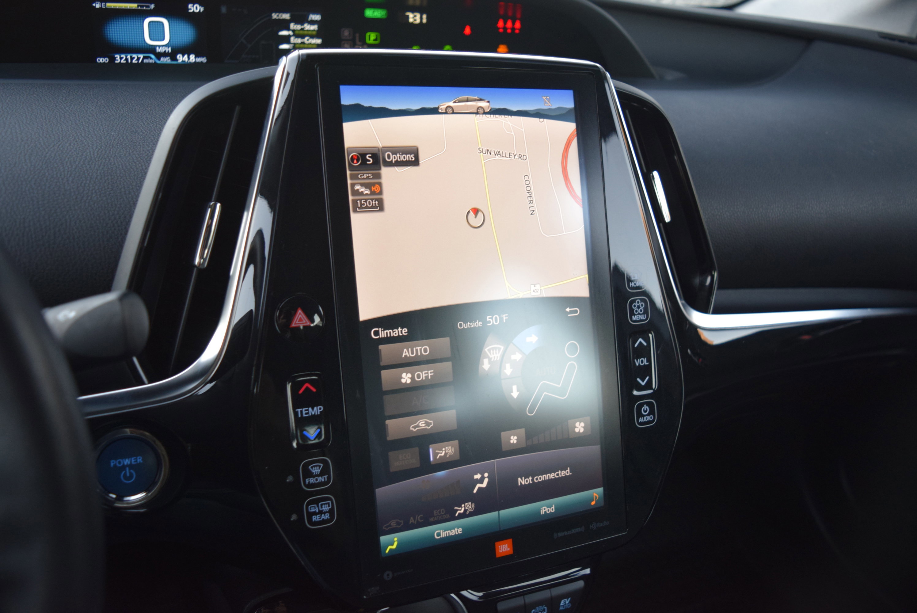 Used 2021 Toyota Prius Prime Limited image 12