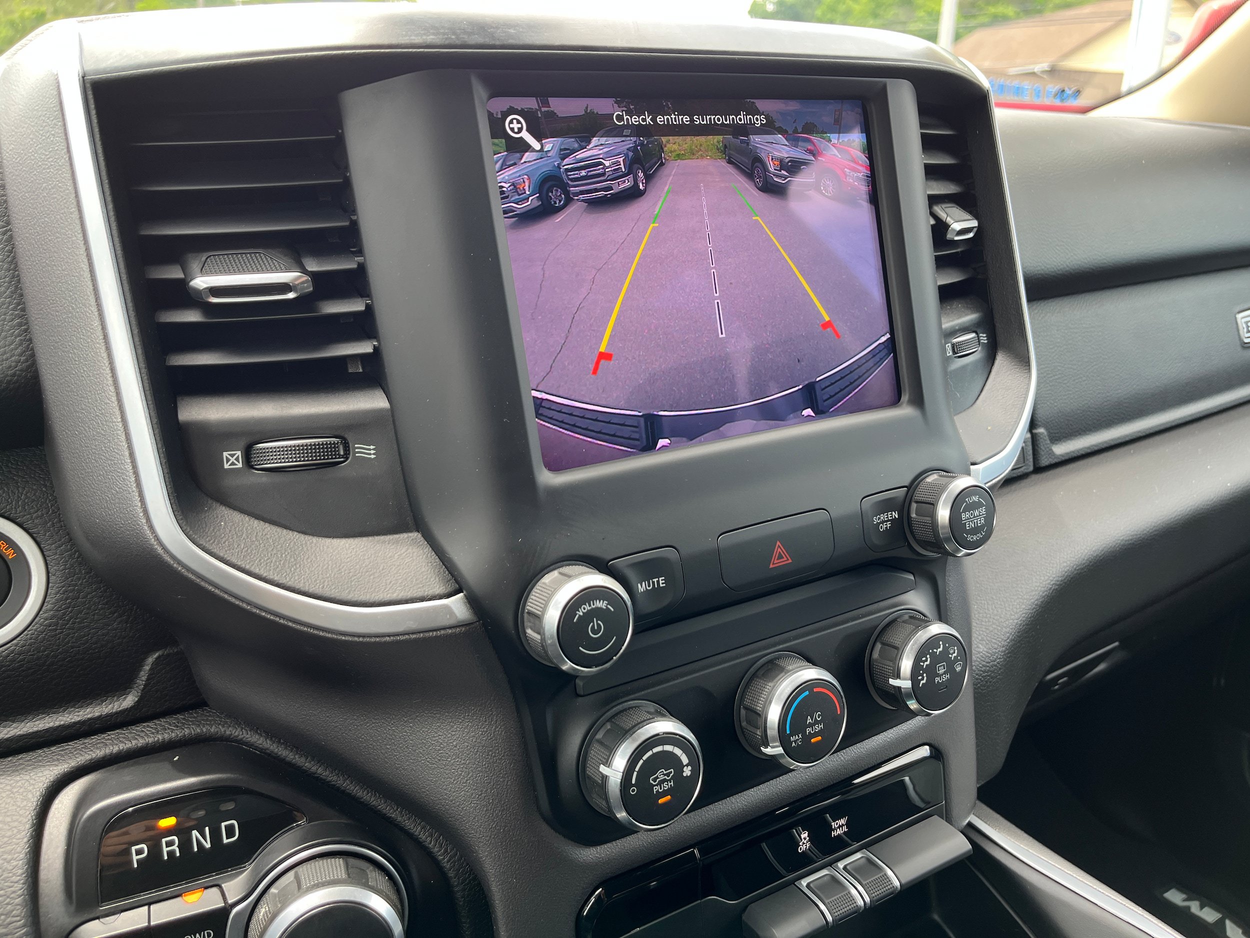 Used 2020 RAM 1500 Big Horn AWD/4WD image 17