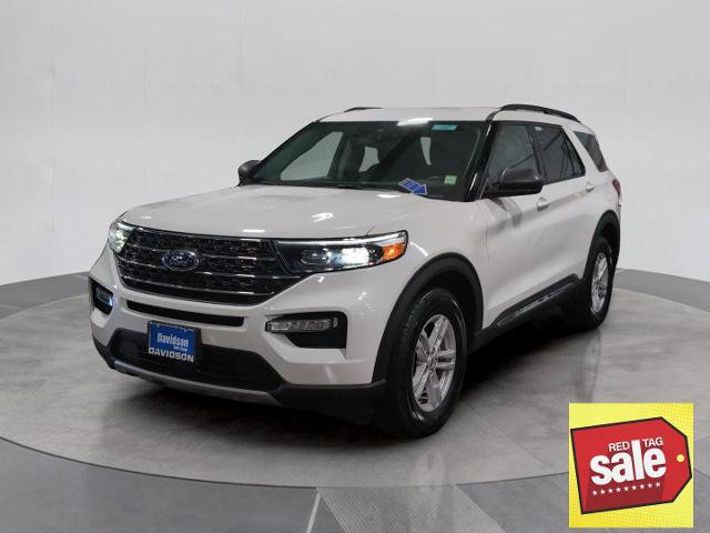 Certified 2023 Ford Explorer XLT w/ Equipment Group 202A AWD/4WD image 1