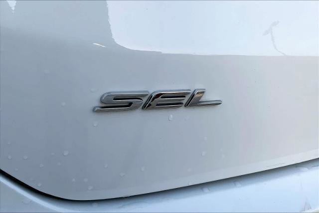 Certified 2024 Ford Edge SEL image 11