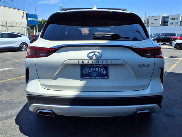 Used 2021 INFINITI QX50 Luxe w/ Appearance Package image 3