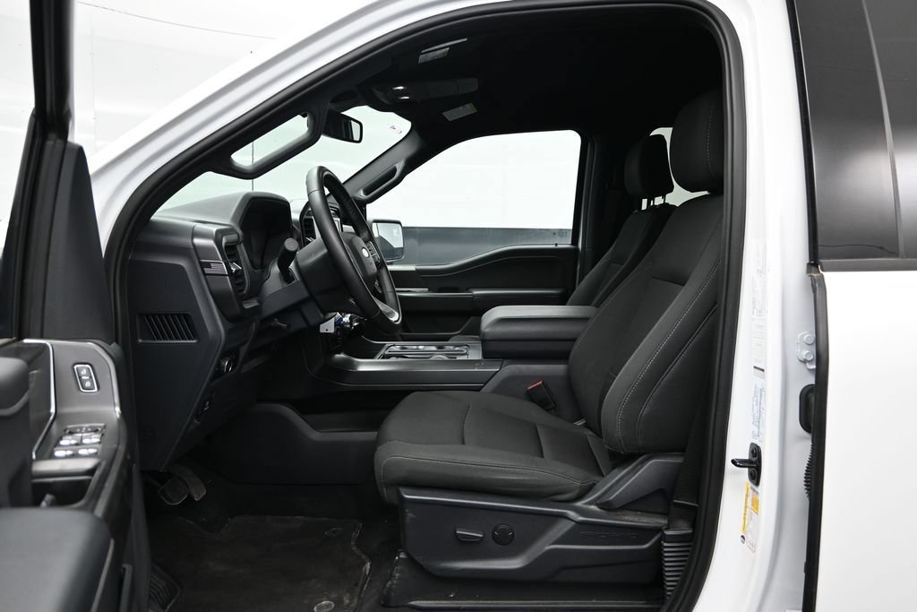 Certified 2024 Ford F150 XLT w/ XLT Black Appearance Package AWD/4WD image 16