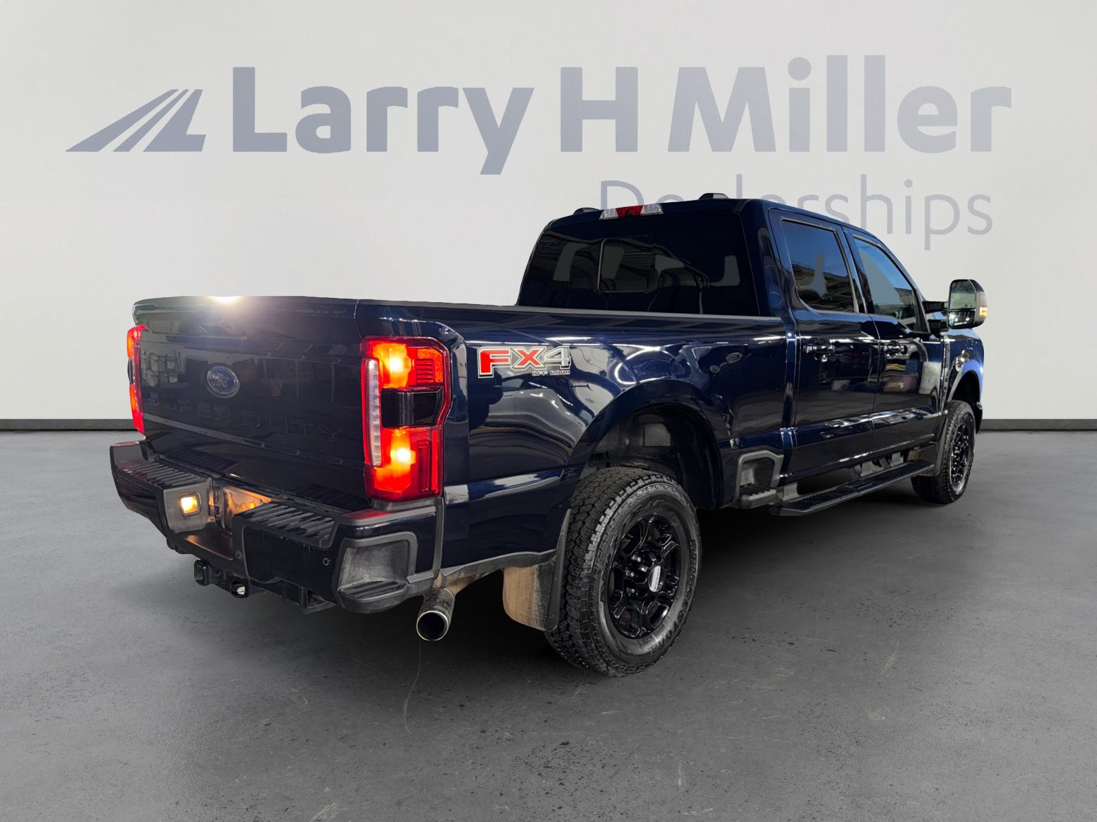 Certified 2024 Ford F250 XLT w/ XLT Premium Package AWD/4WD image 5