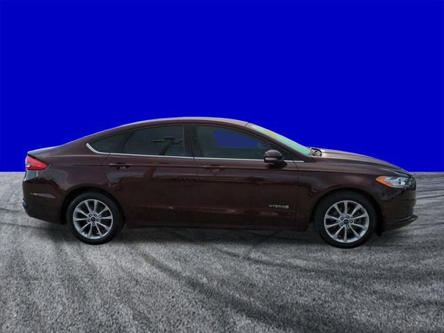 Certified 2017 Ford Fusion SE image 6