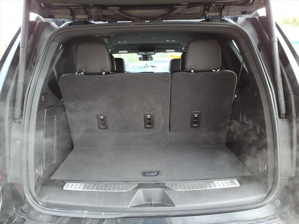 Used 2024 Chevrolet Tahoe Premier AWD/4WD image 15