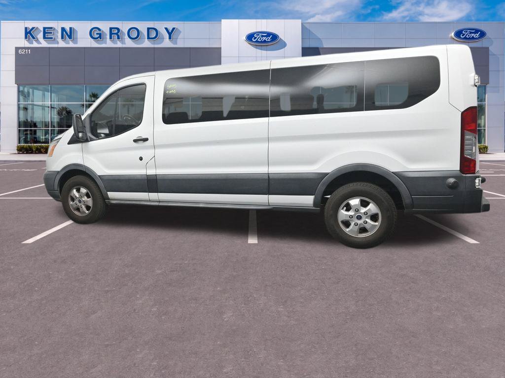 Certified 2017 Ford Transit 350 XLT RWD image 3