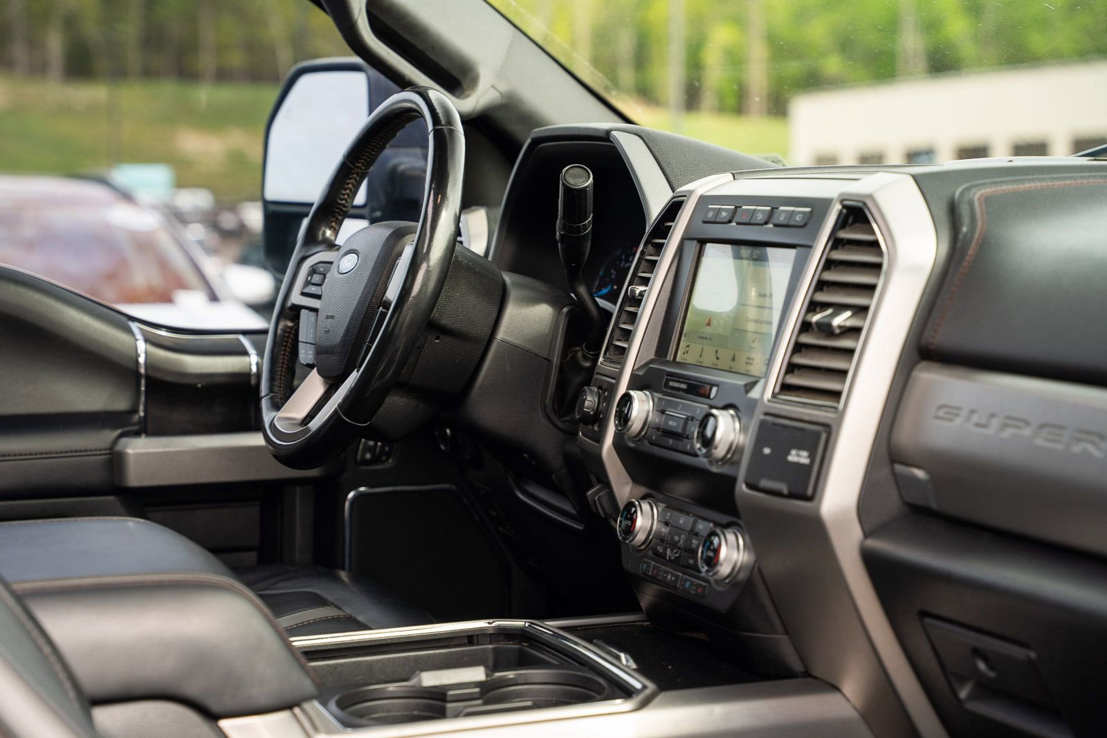 Certified 2019 Ford F250 Platinum w/ Platinum Ultimate Package image 17