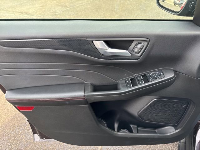 Certified 2023 Ford Escape ST-Line w/ Tech Pack #1 image 15