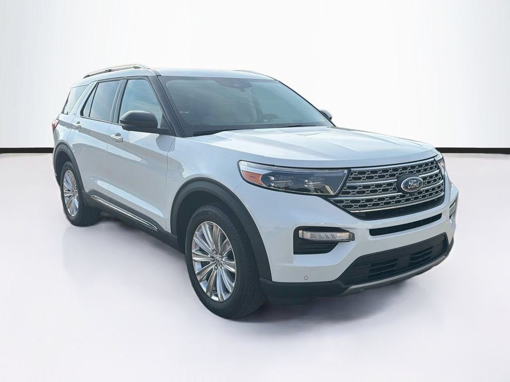 Certified 2023 Ford Explorer Limited w/ Limited Technology Package AWD/4WD image 3