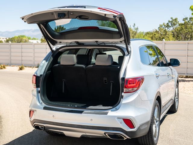 Used 2017 Hyundai Santa Fe Limited AWD/4WD image 6