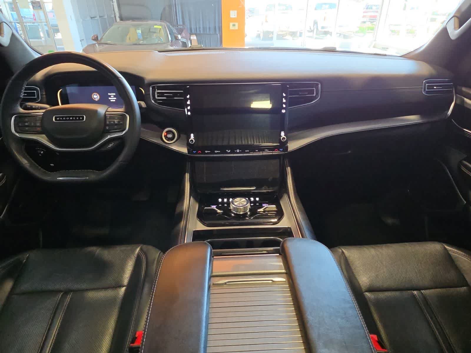 Used 2022 Jeep Wagoneer Series II AWD/4WD image 30