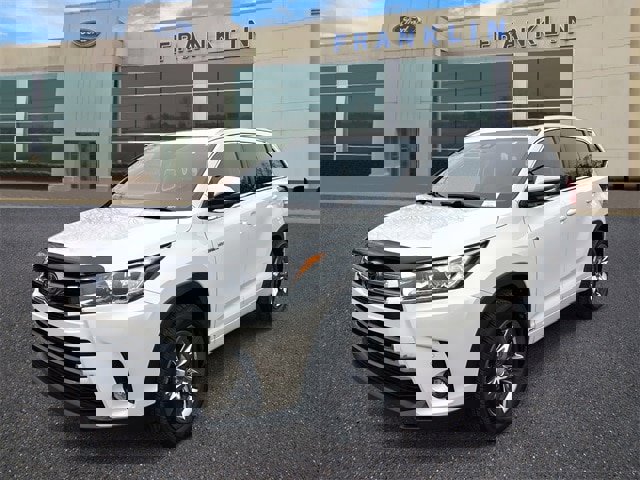 Used 2019 Toyota Highlander Limited image 3