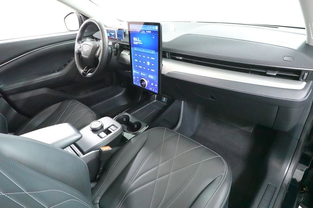 Certified 2021 Ford Mustang Mach-E Select w/ Comfort/Technology Package AWD/4WD image 33