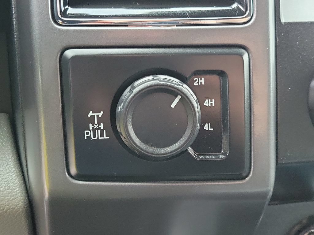 Certified 2019 Ford F150 XLT w/ Equipment Group 302A Luxury AWD/4WD image 33