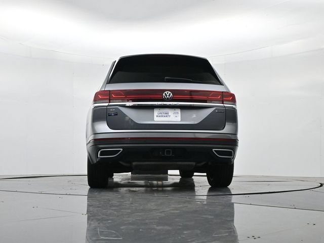 Used 2024 Volkswagen Atlas SE AWD/4WD image 40