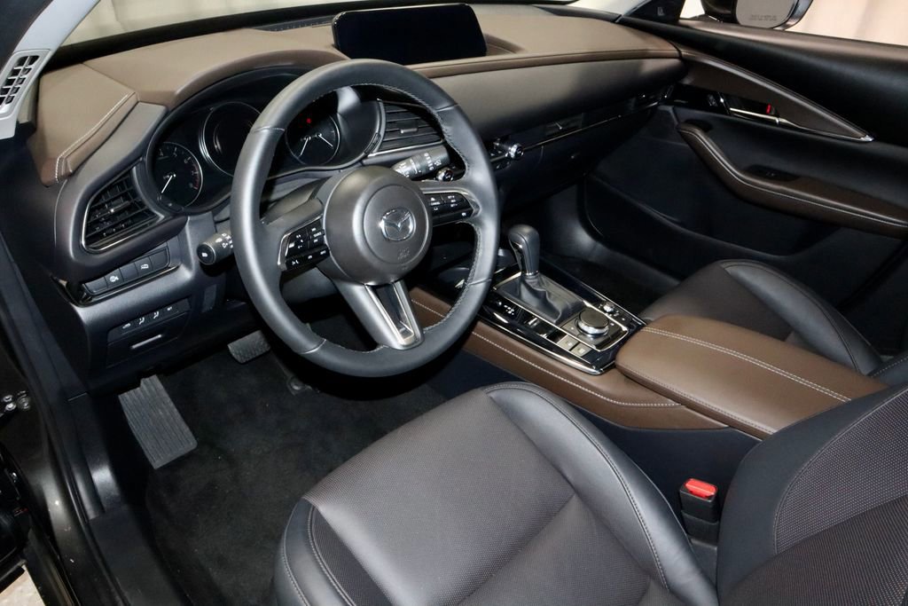 Used 2025 MAZDA CX-30 AWD 2.5 S w/ Premium Package image 26