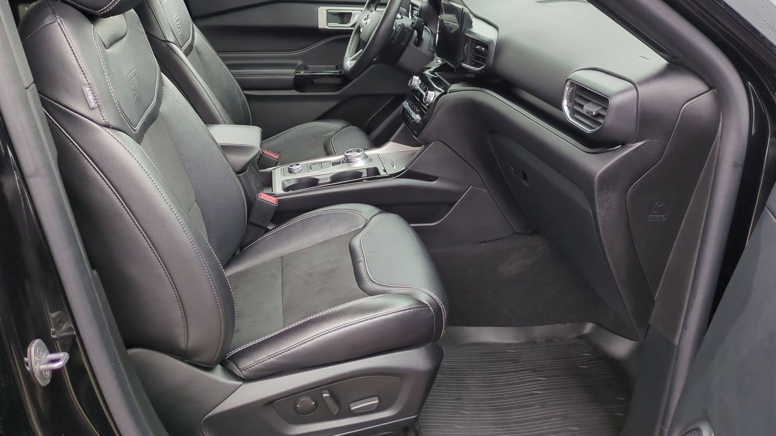 Certified 2021 Ford Explorer ST image 21