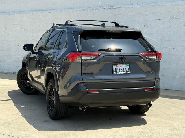 Used 2019 Toyota RAV4 LE w/ Carpet Mat Package FWD image 5