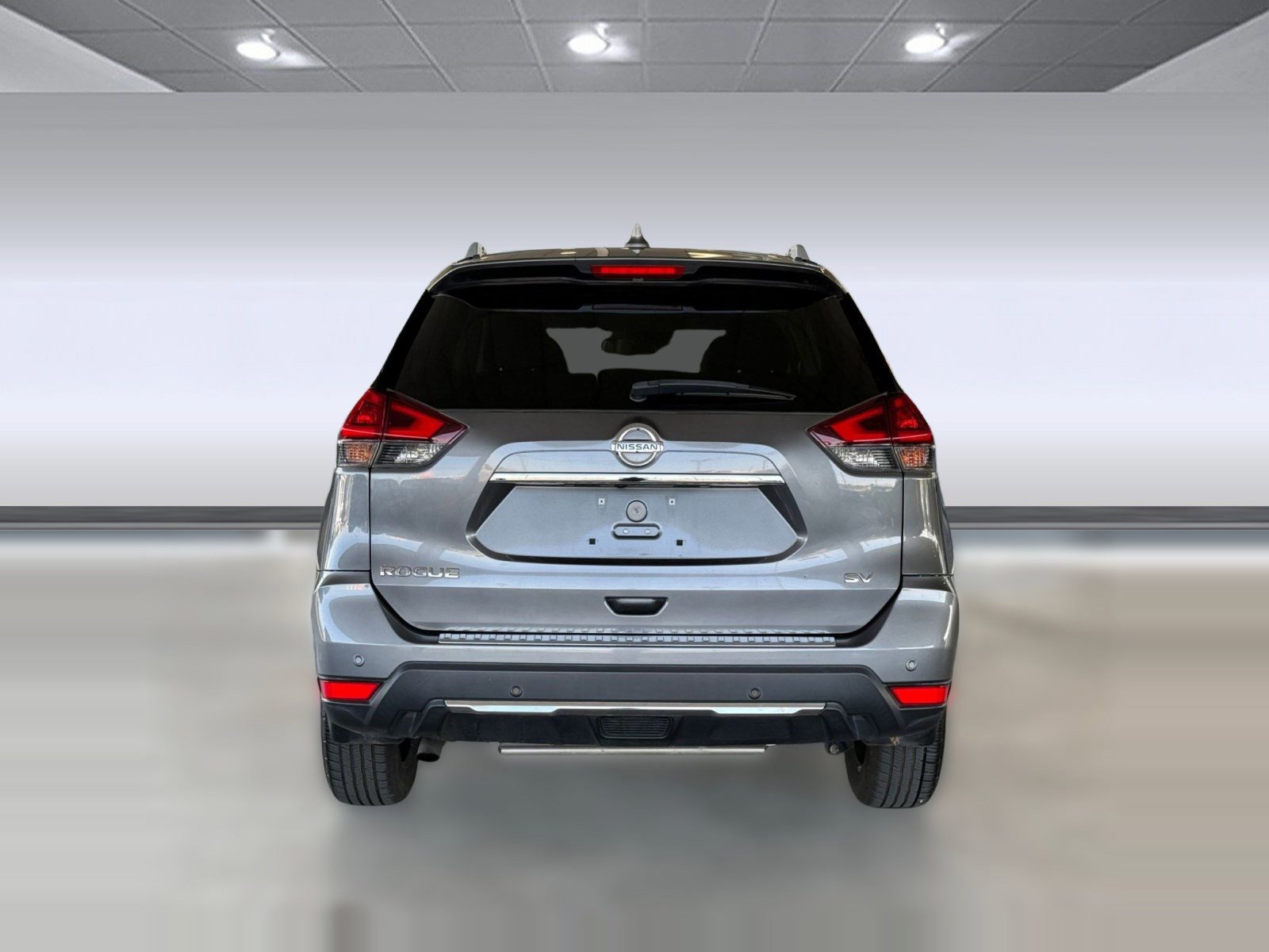 Used 2019 Nissan Rogue SV w/ Premium Package FWD image 4