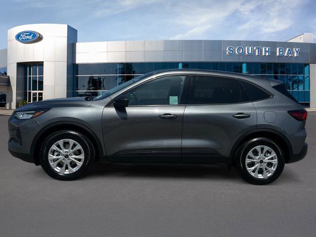 Certified 2025 Ford Escape Active FWD image 2