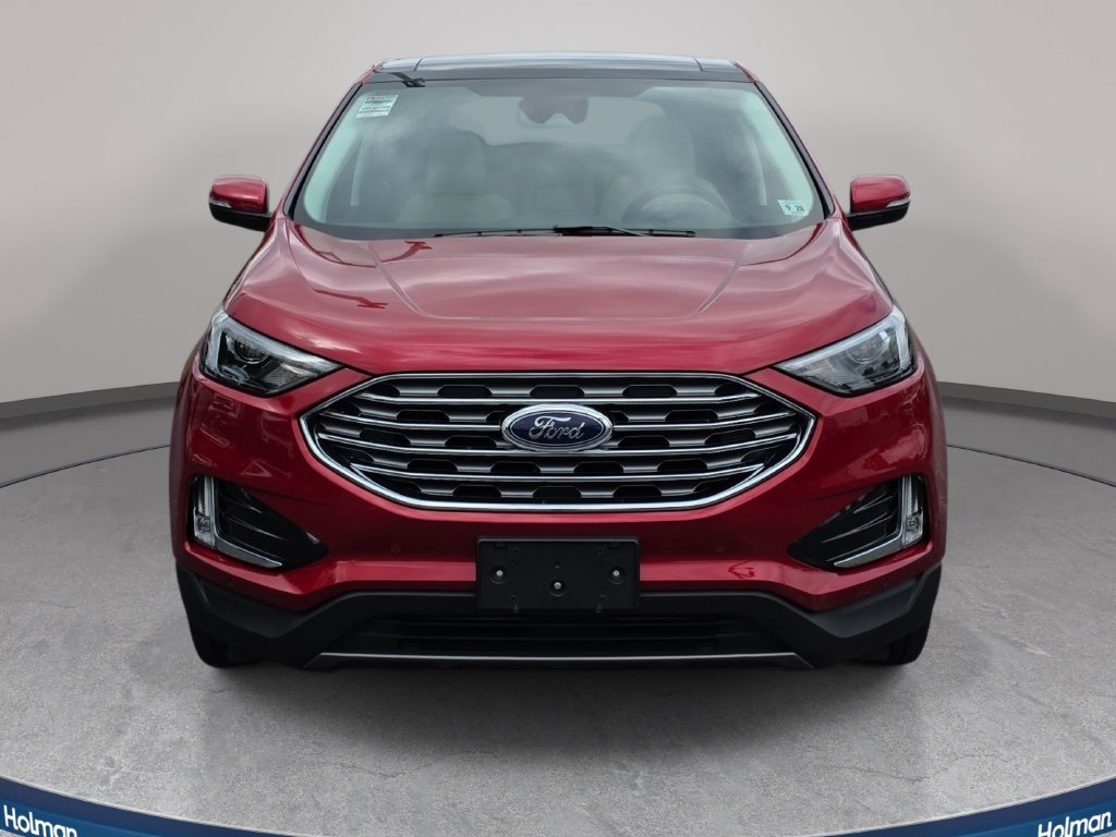 Certified 2023 Ford Edge Titanium AWD/4WD image 2