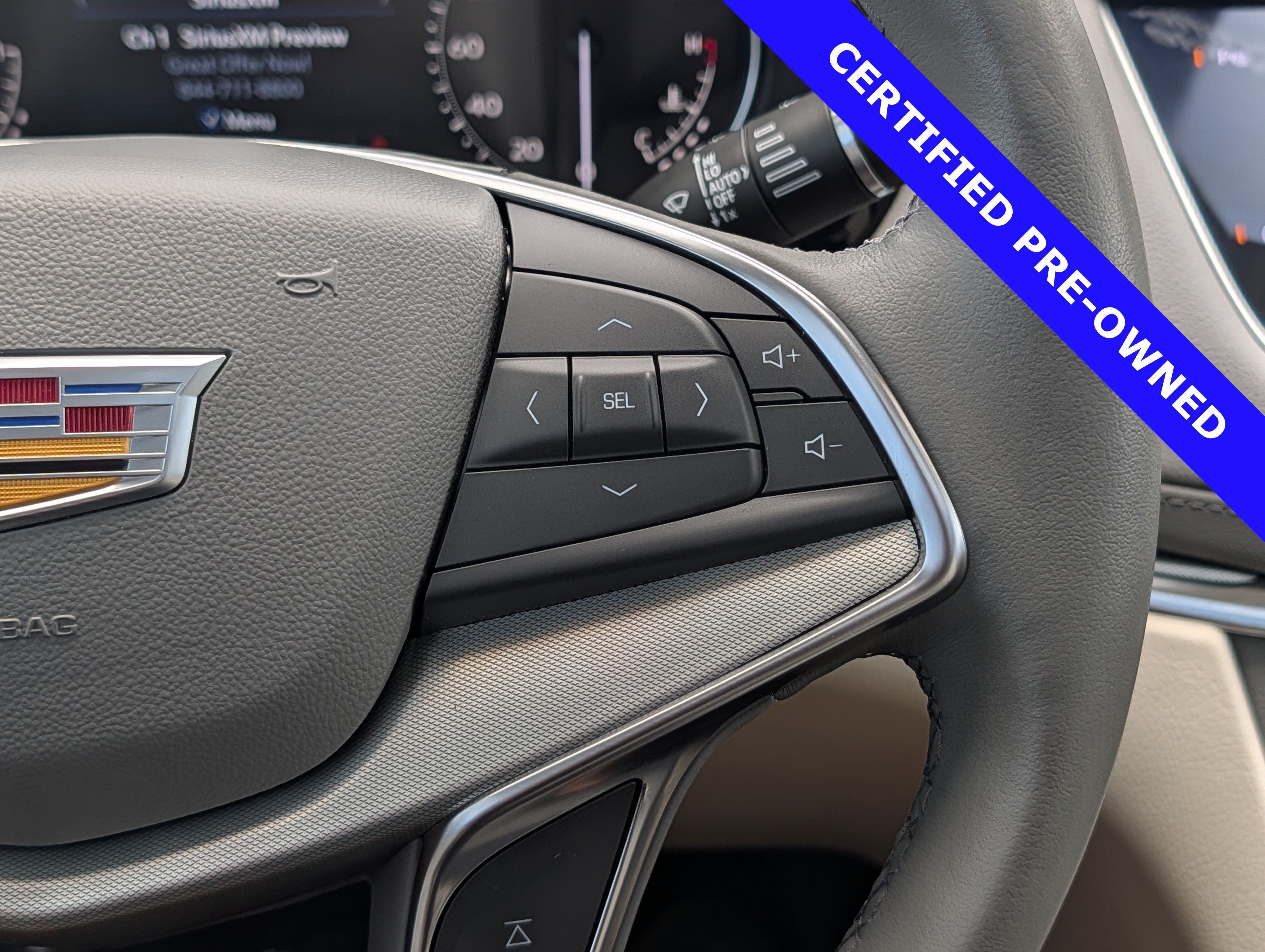 Used 2024 Cadillac XT5 Premium Luxury w/ LPO, Floor Liner Package FWD image 27