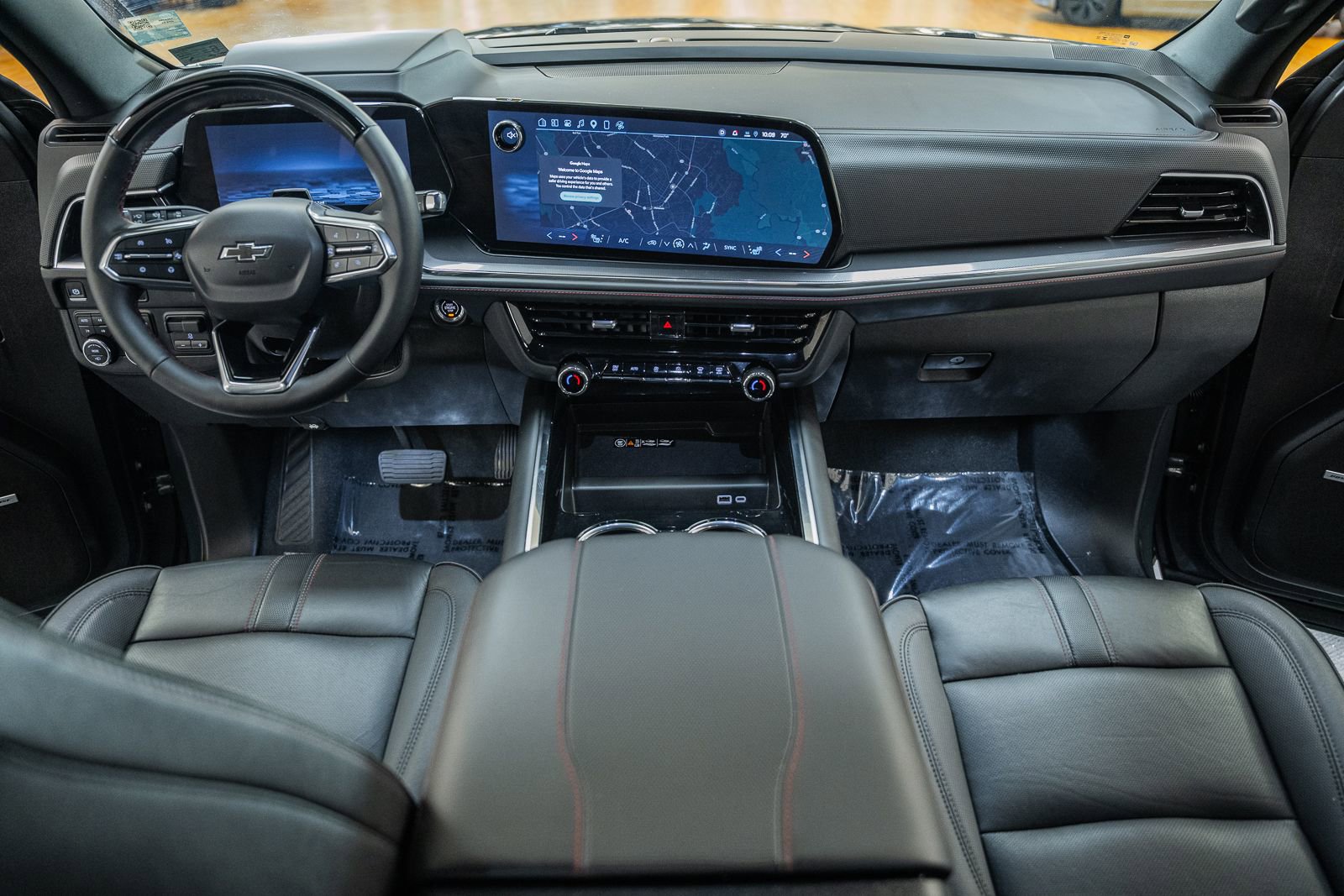 Used 2025 Chevrolet Suburban RST w/ Advanced Technology Package image 27