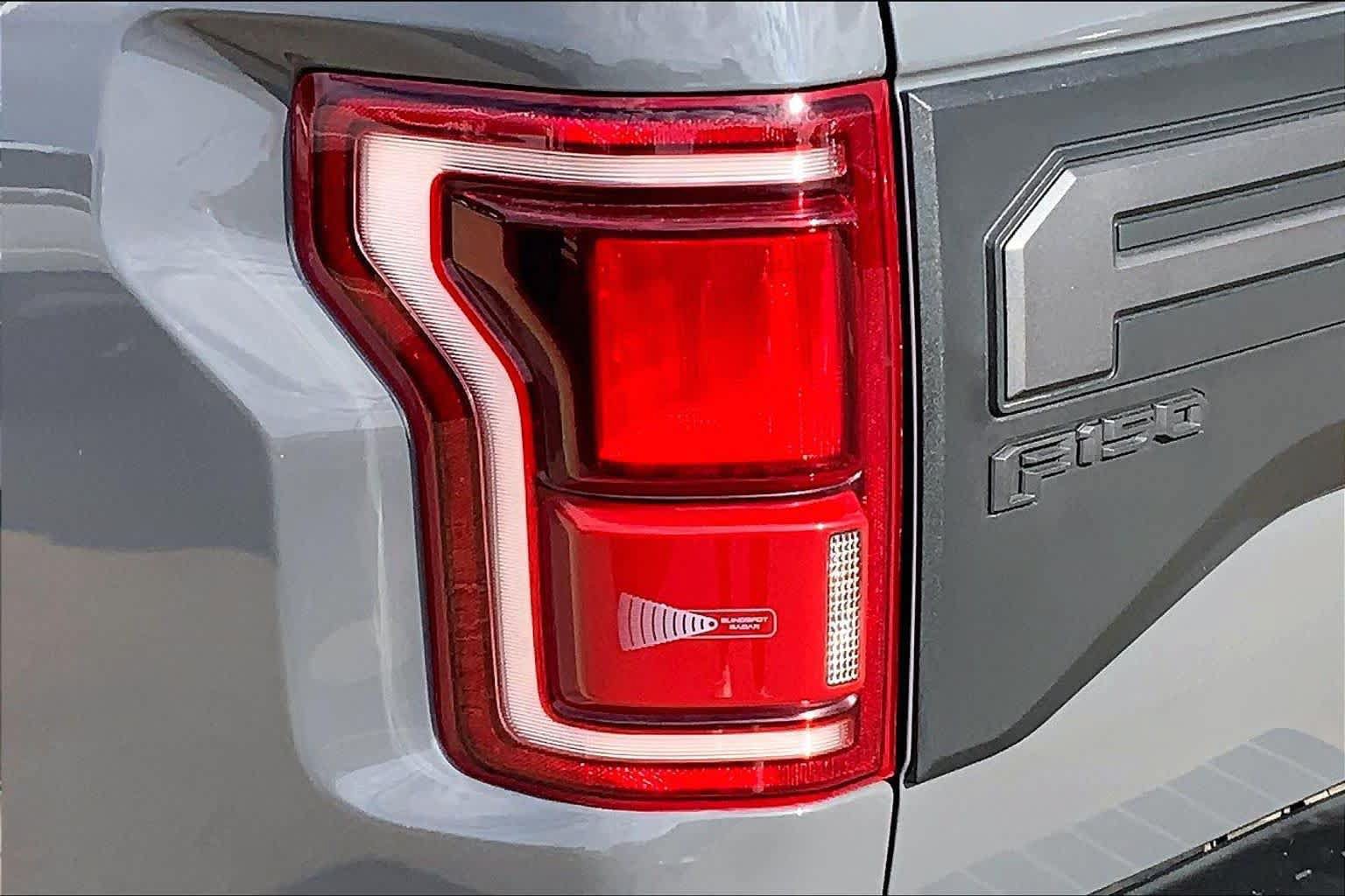 Certified 2020 Ford F150 Raptor w/ Equipment Group 802A Luxury AWD/4WD image 29