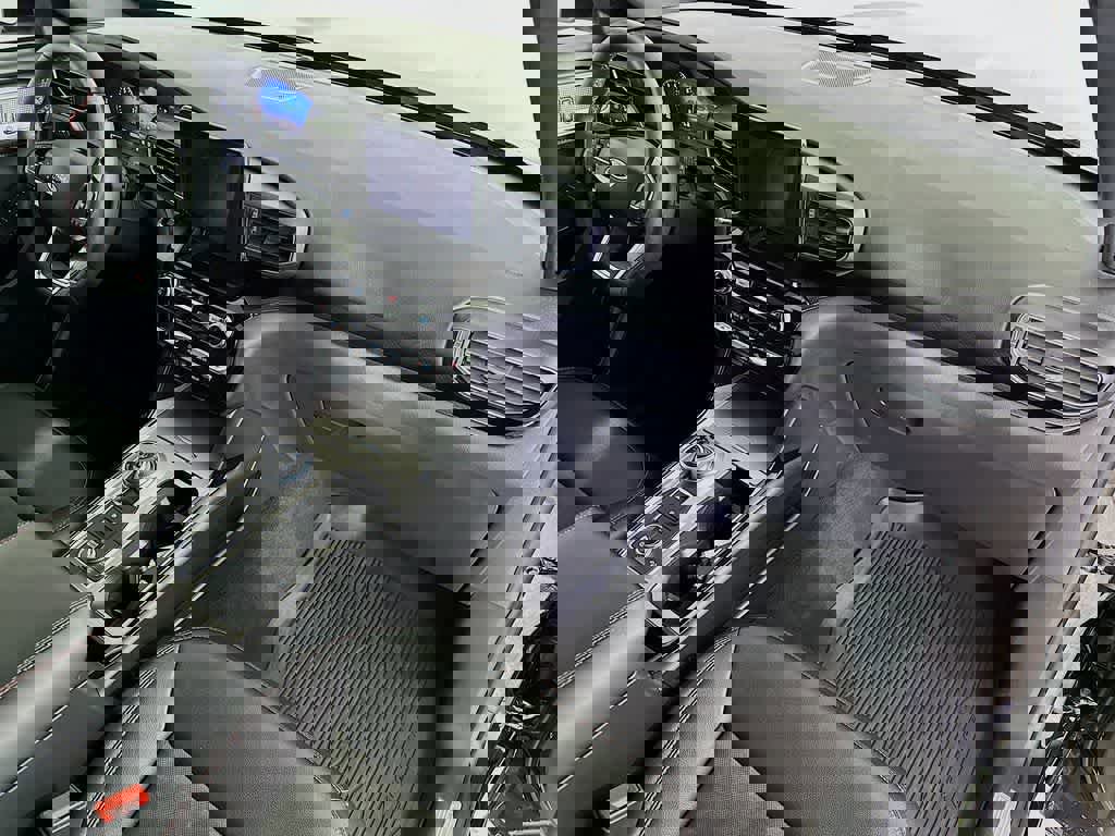 Certified 2022 Ford Explorer ST-Line w/ Class IV Trailer Tow Package image 36