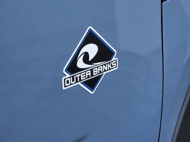 Certified 2025 Ford Bronco Sport Outer Banks w/ Outer Banks Tech Package+ AWD/4WD image 9